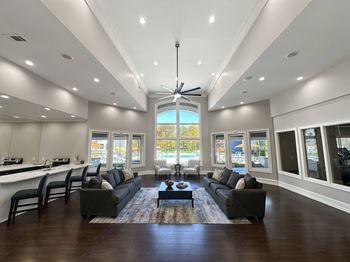 Impressive clubhouse with lounge, breakfast bar and wifi